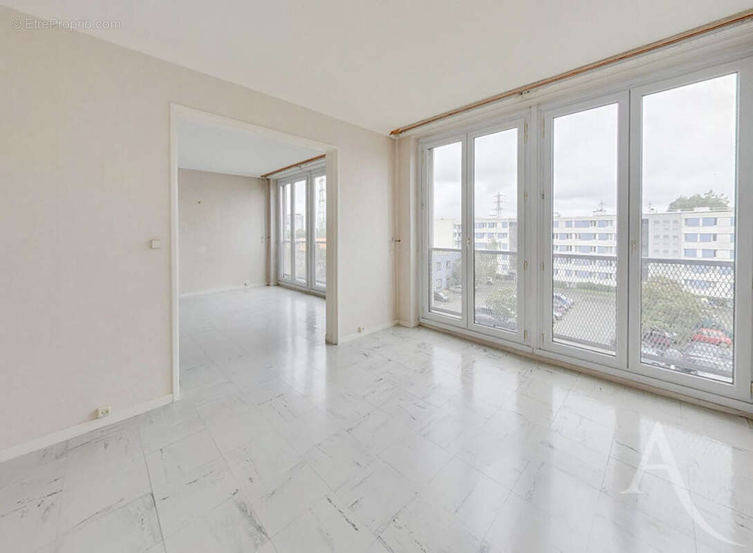 Appartement à ROSNY-SOUS-BOIS