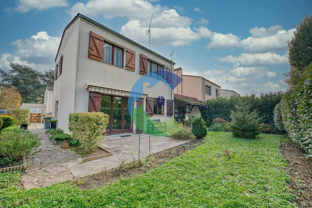 Maison à LONGJUMEAU