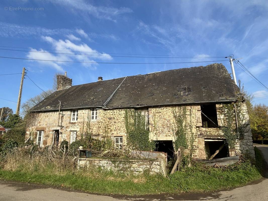 Maison à PONT-D&#039;OUILLY