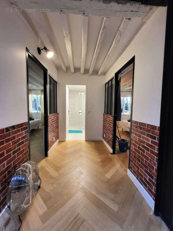 Appartement à PARIS-2E