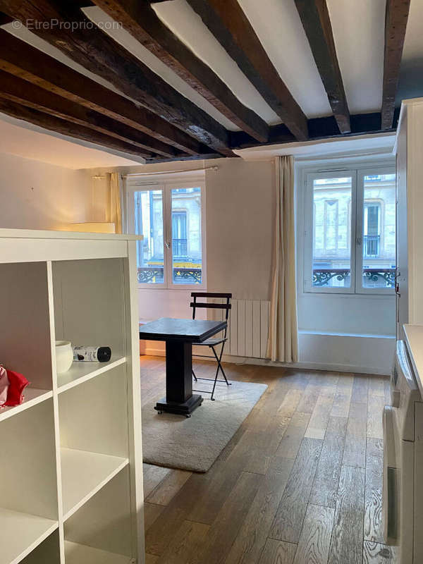 Appartement à PARIS-9E