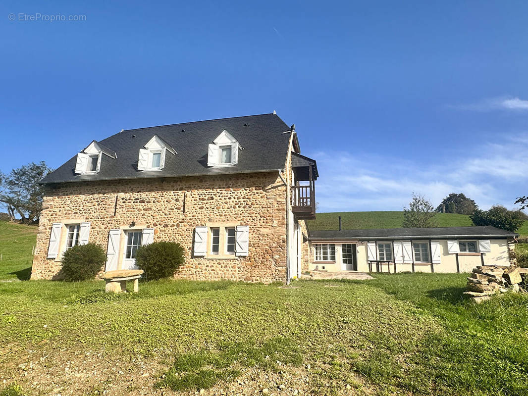 Maison à OLORON-SAINTE-MARIE