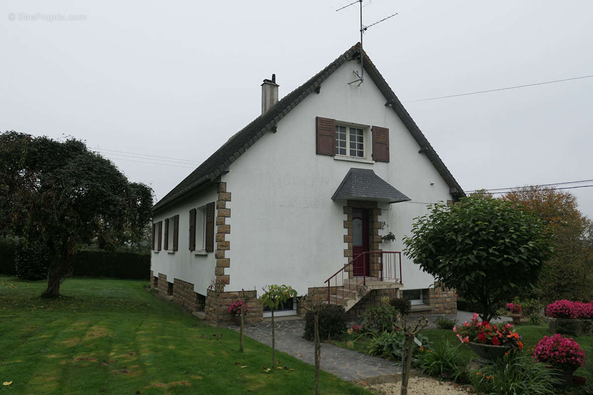 Maison à MORTAIN