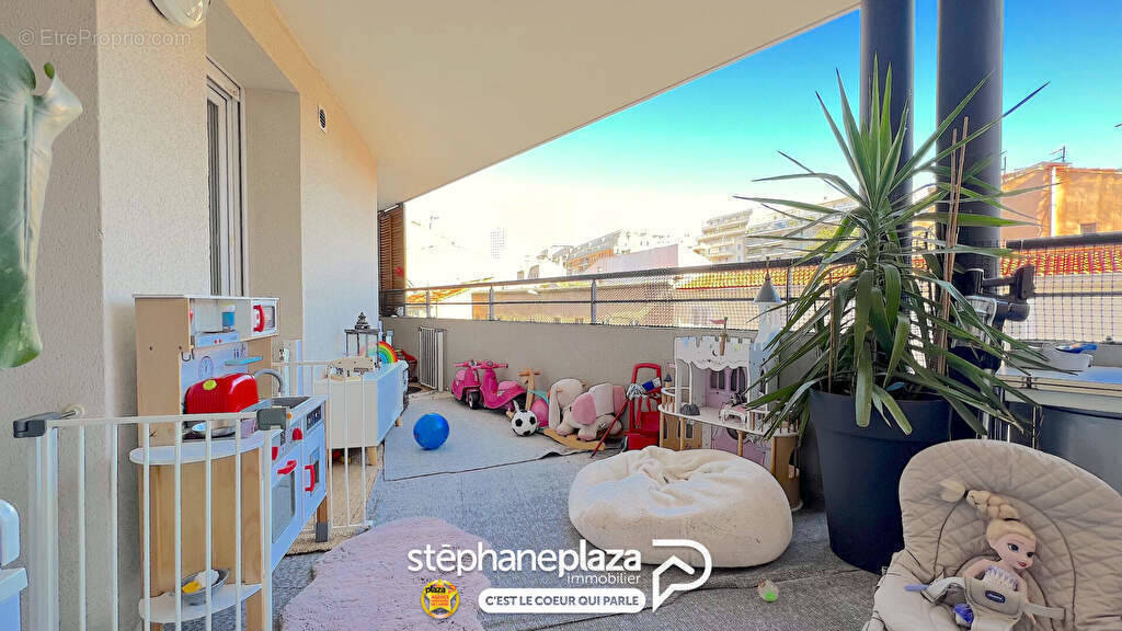 Appartement à MARSEILLE-8E