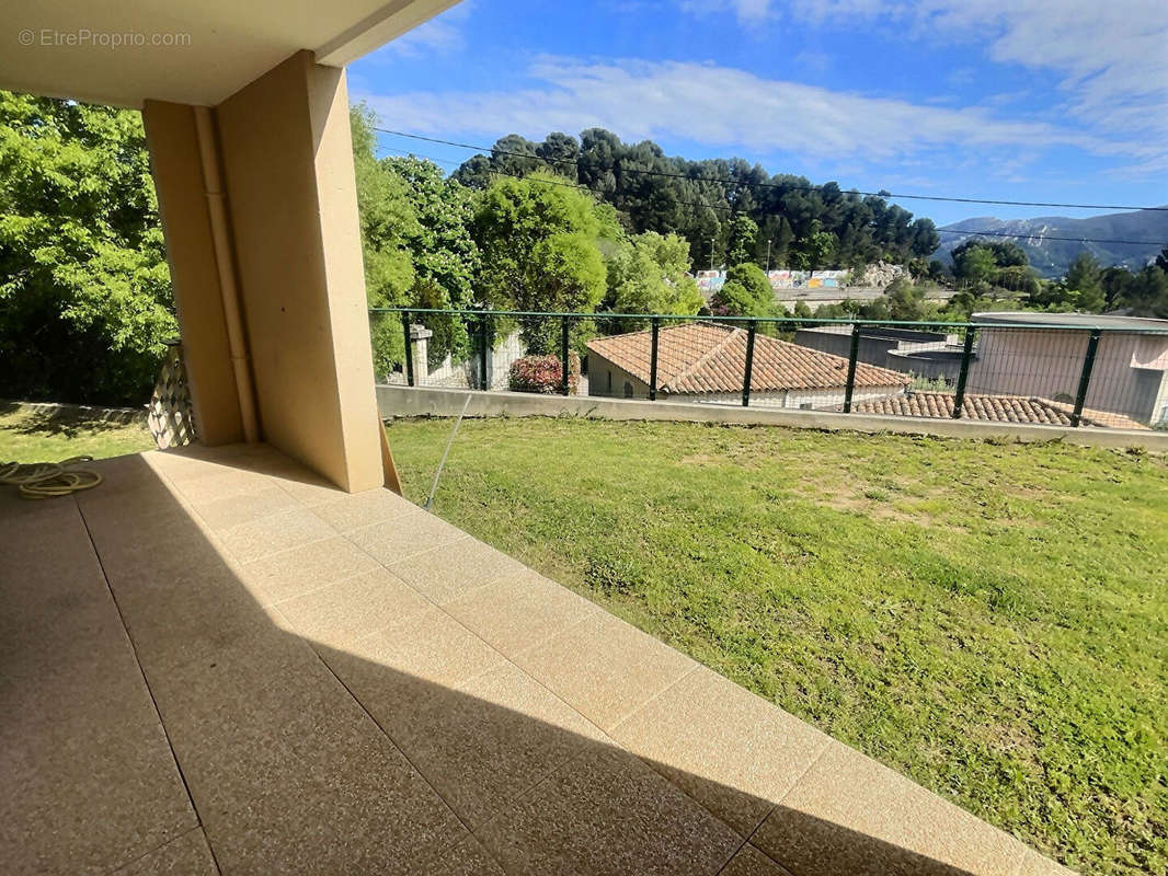 Appartement à MARSEILLE-12E