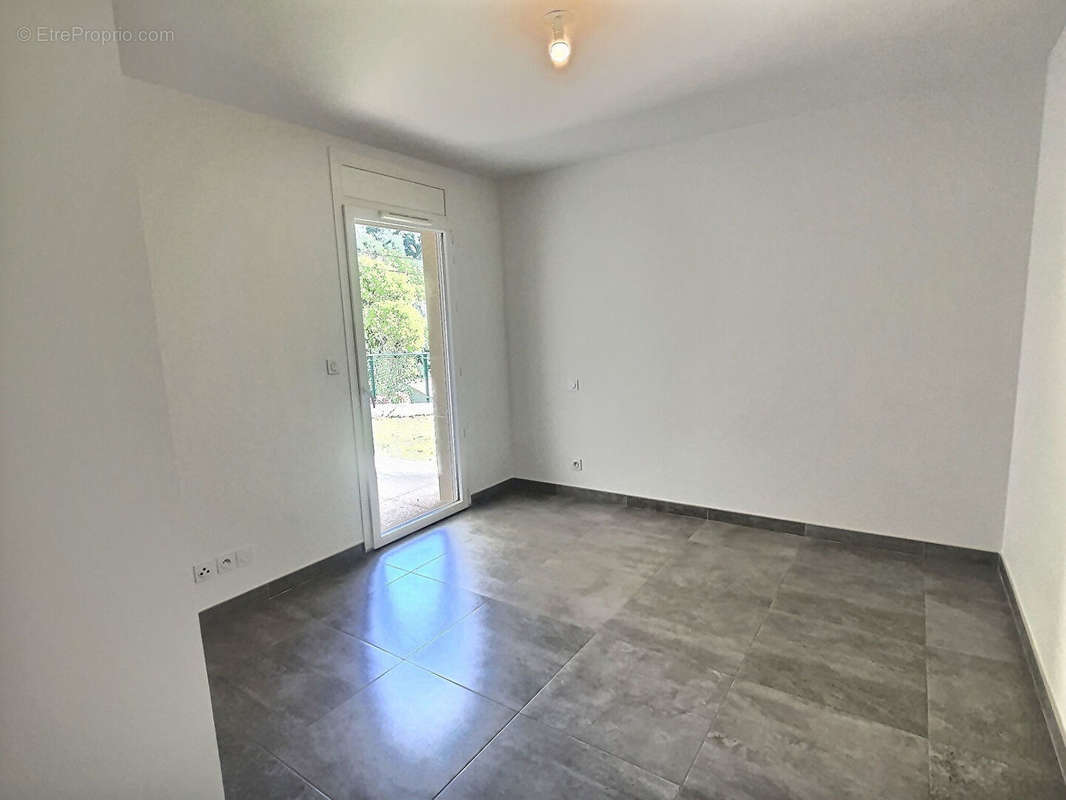 Appartement à MARSEILLE-12E