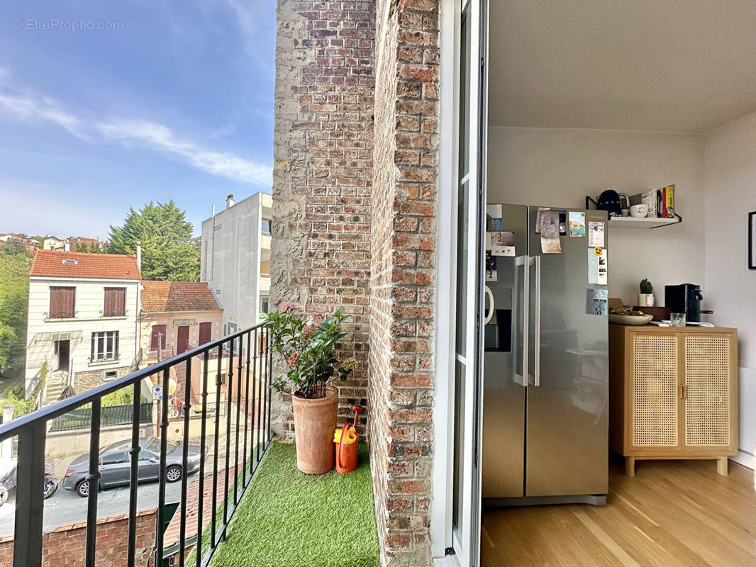 Appartement à FONTENAY-SOUS-BOIS