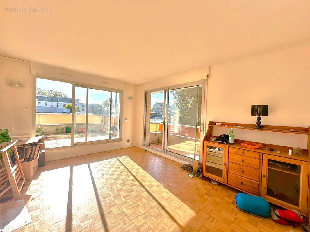 Appartement à FONTENAY-SOUS-BOIS