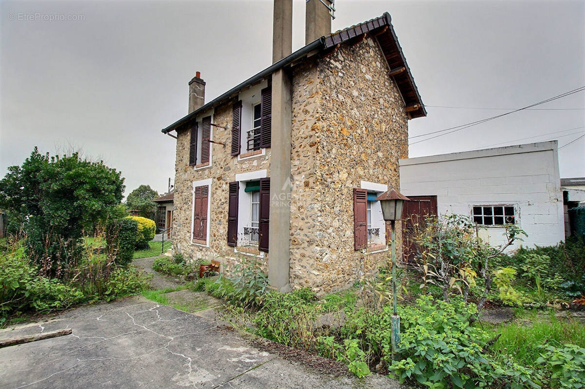 Maison à TRIEL-SUR-SEINE