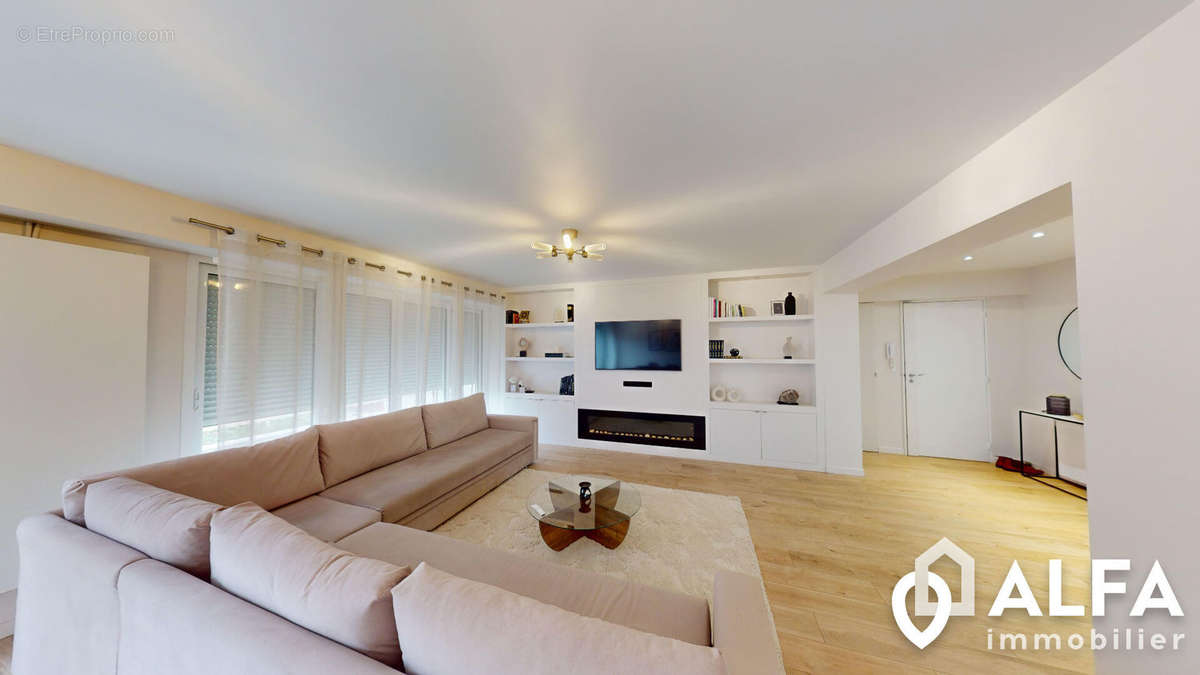 Appartement à ENGHIEN-LES-BAINS