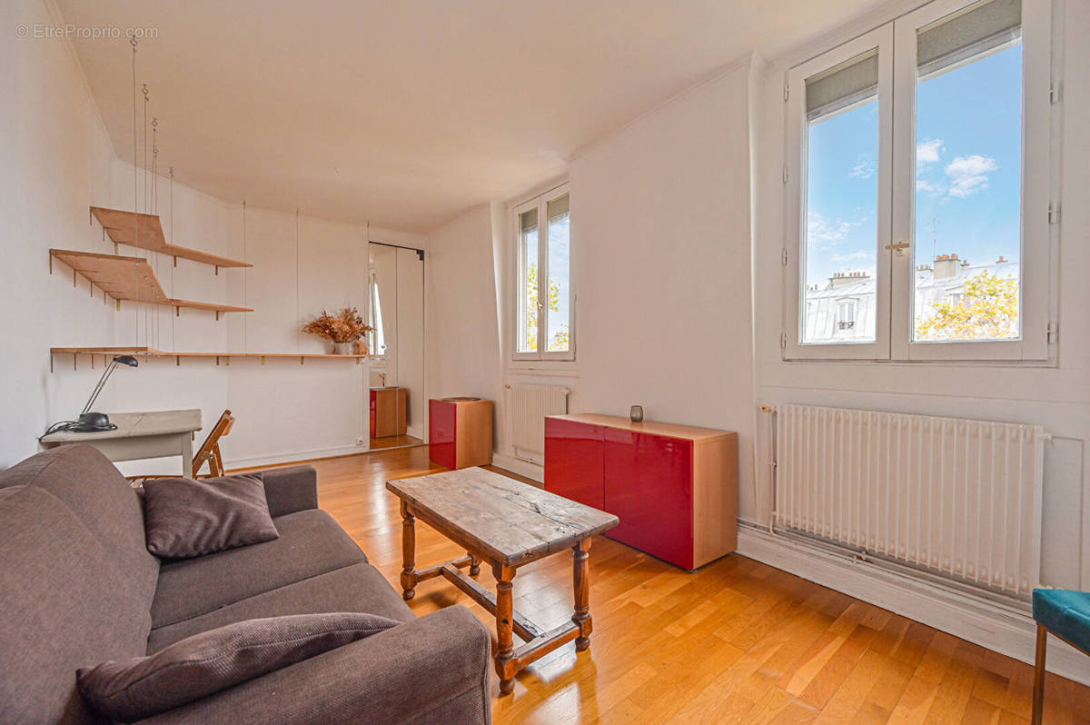 Appartement à PARIS-18E