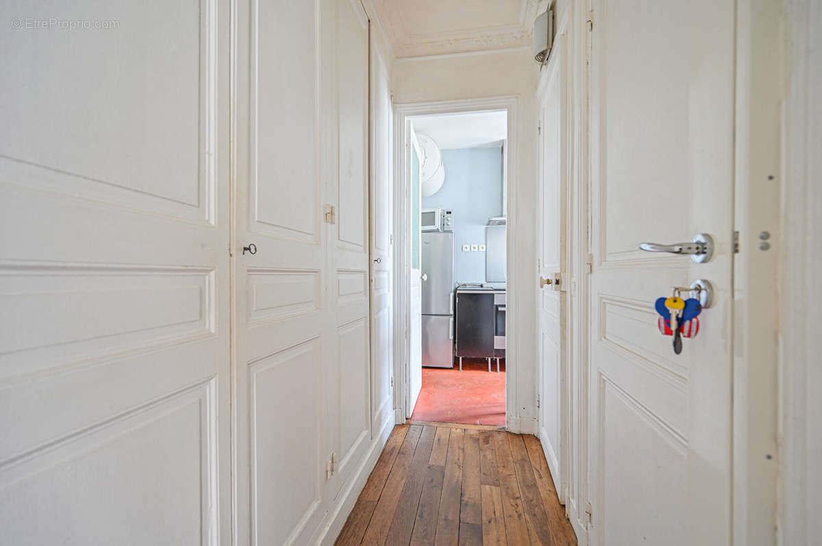 Appartement à PARIS-17E