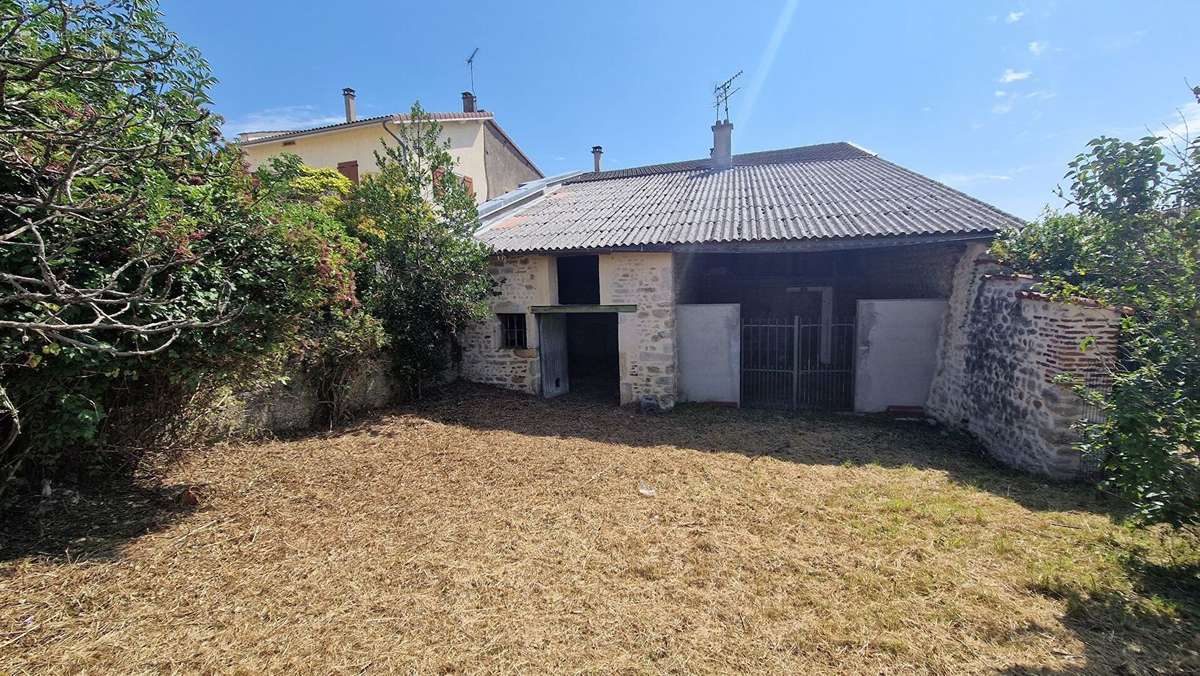 Maison à AMBERIEU-EN-BUGEY