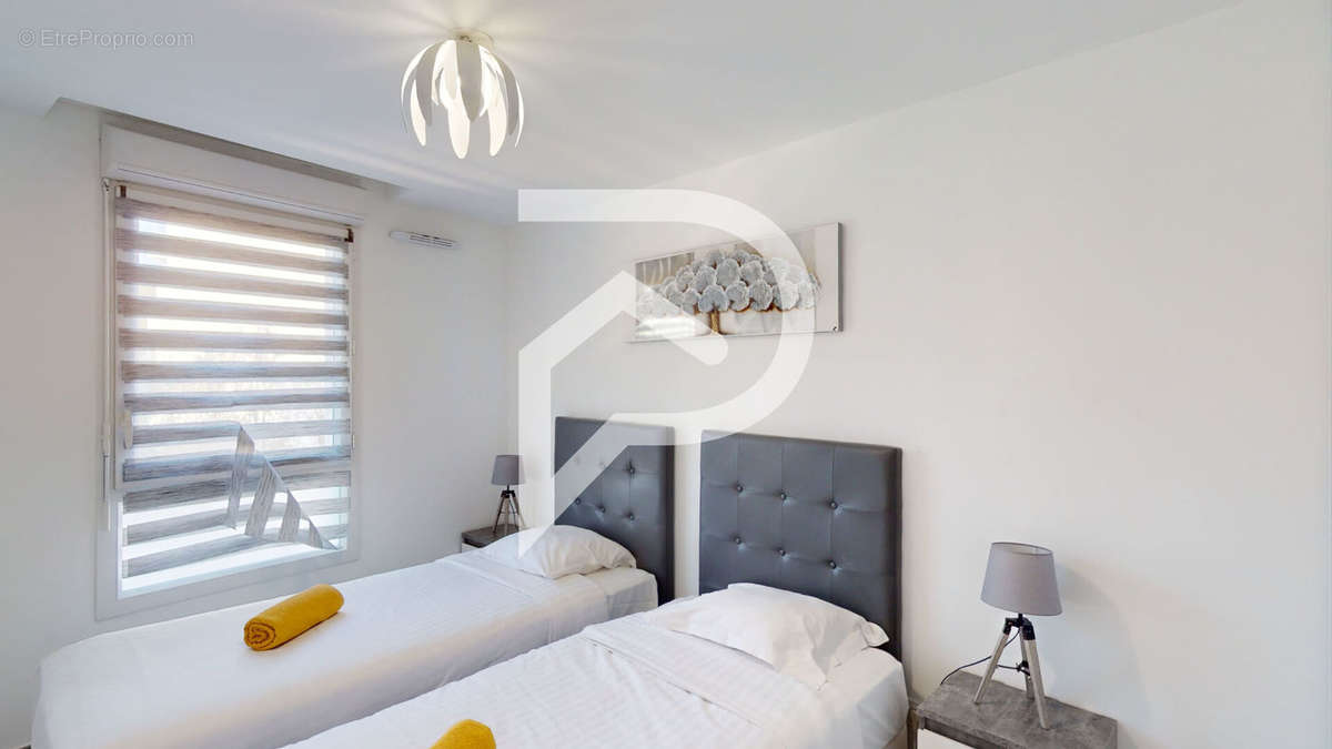 Appartement à VILLENEUVE-LOUBET