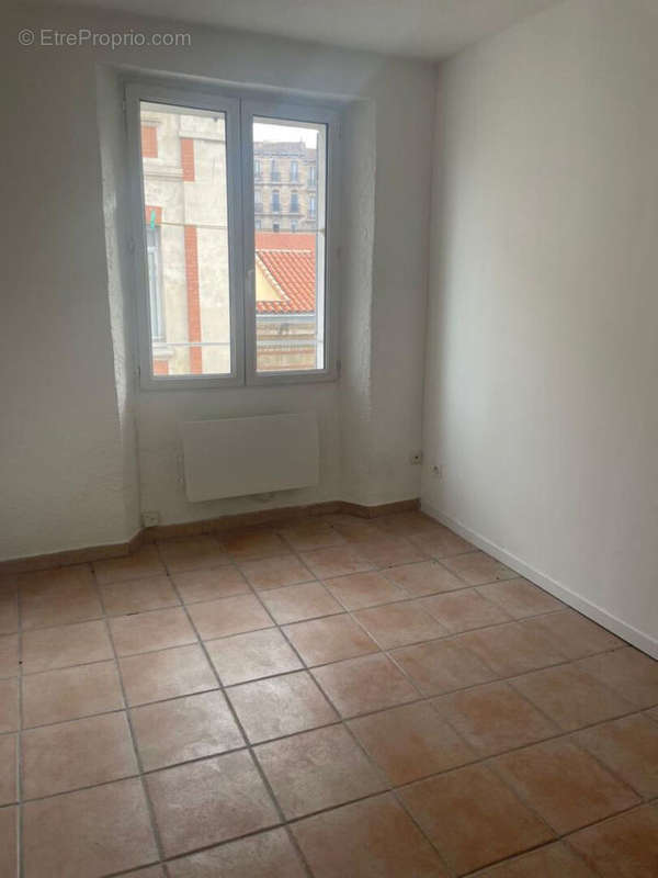 Appartement à MARSEILLE-3E