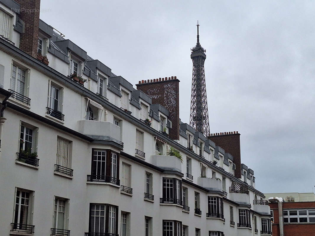 Appartement à PARIS-15E