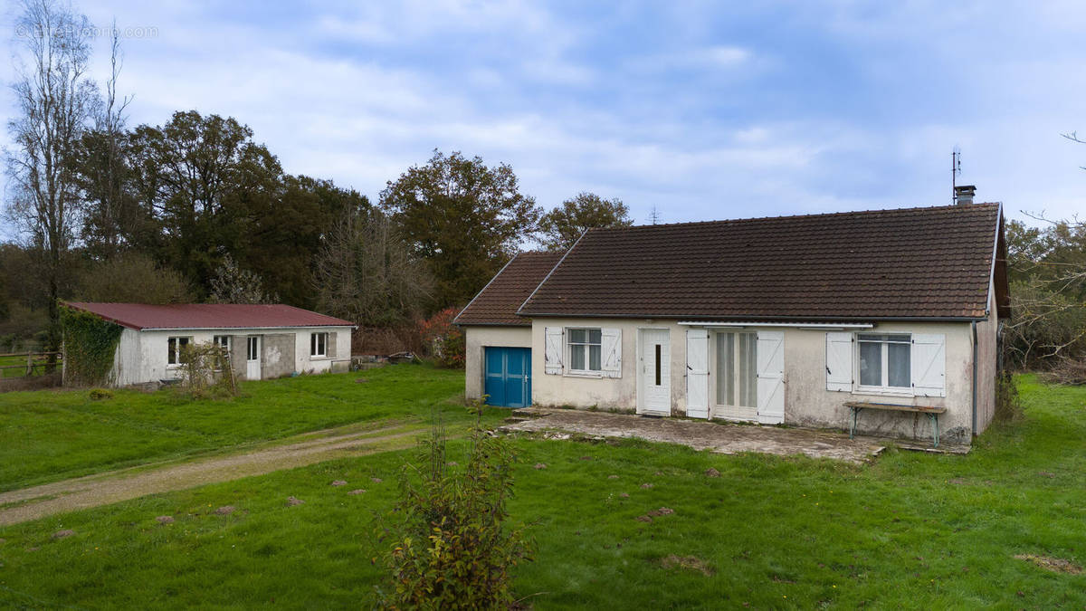 Maison à DORNES