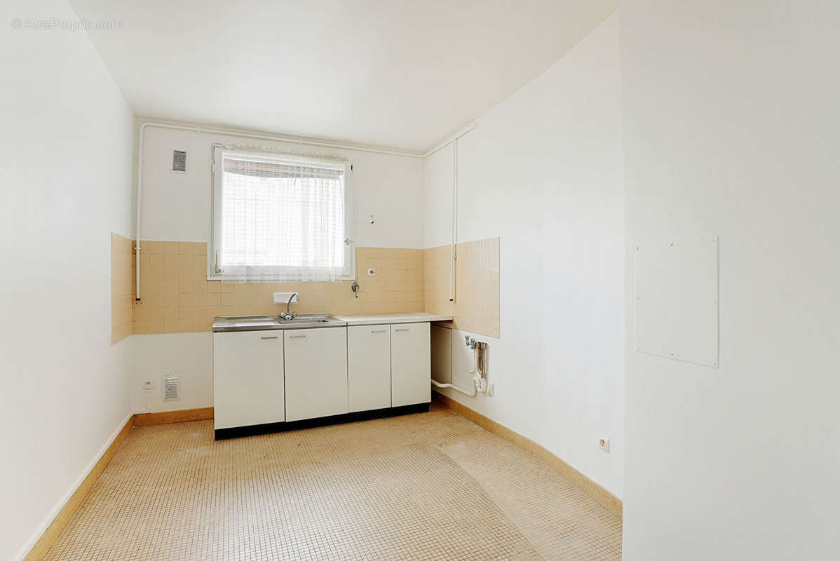 Appartement à PARIS-10E