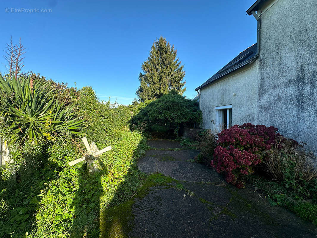 Maison à TREILLIERES