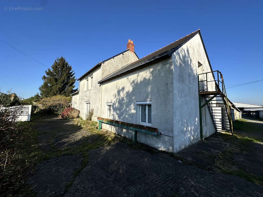 Maison à TREILLIERES