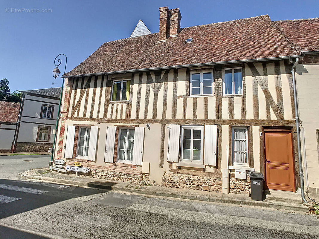 Maison à CONDE-SUR-ITON