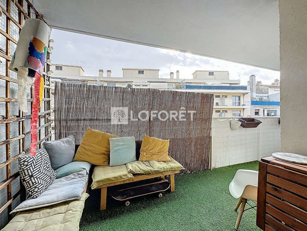 Appartement à MARSEILLE-4E