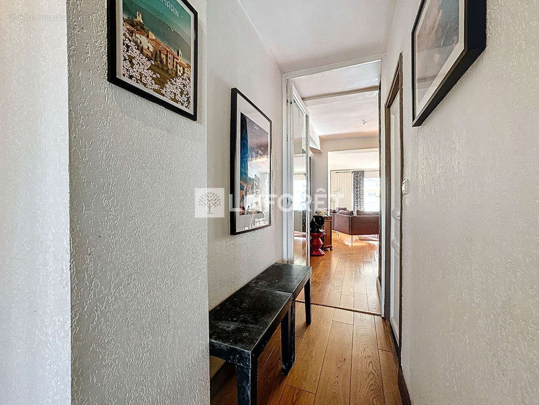 Appartement à MARSEILLE-4E