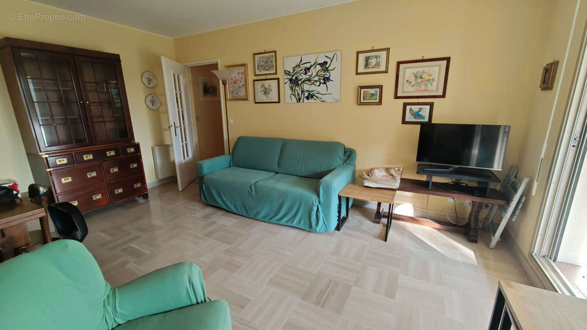 Appartement à VENCE