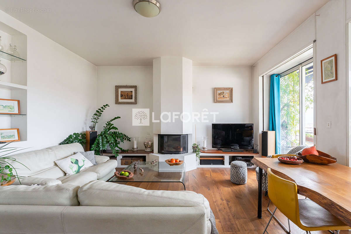 Appartement à MARSEILLE-8E