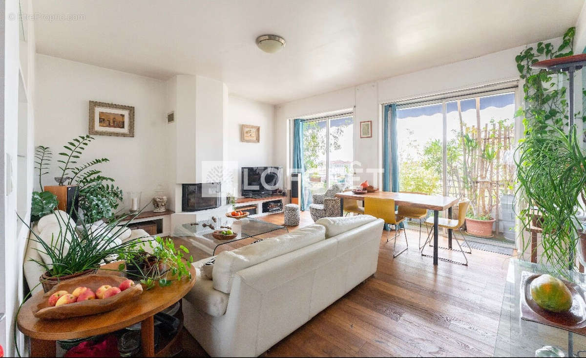 Appartement à MARSEILLE-8E