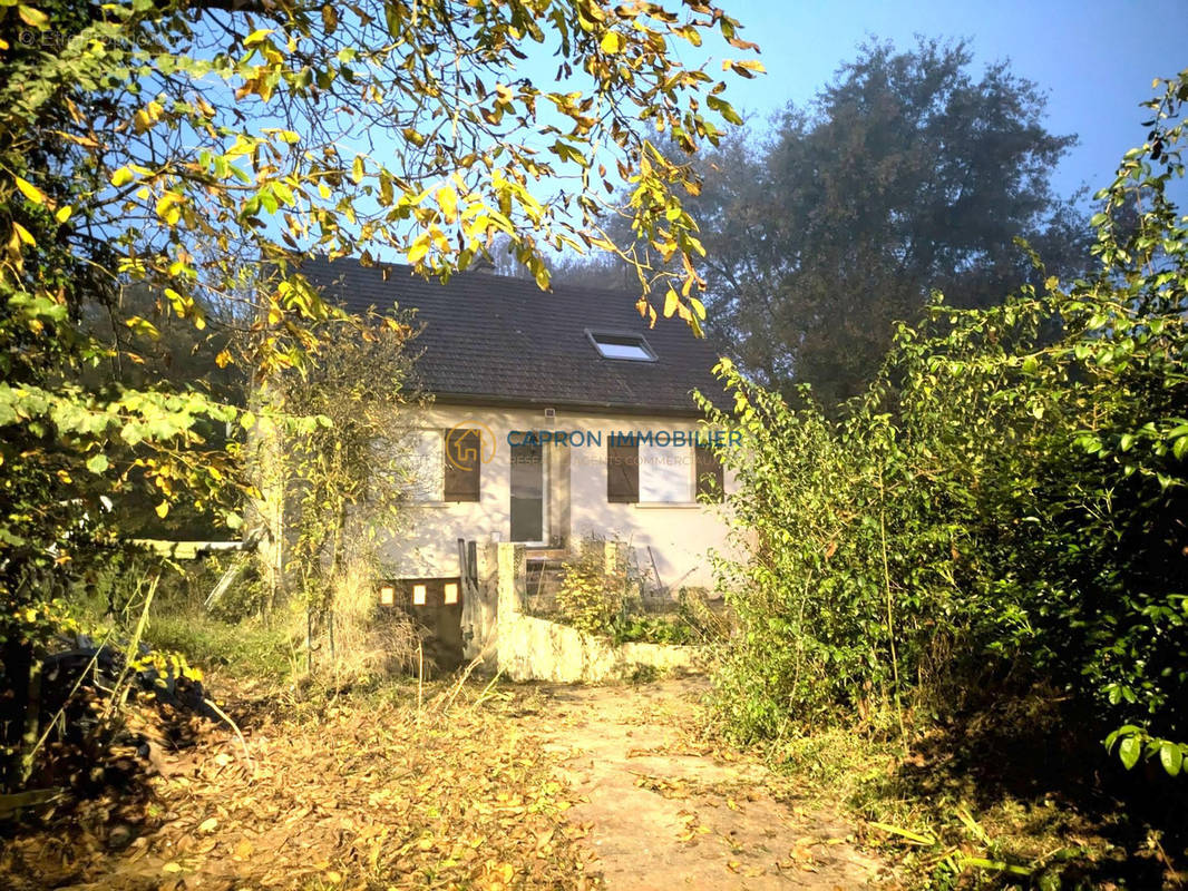 Maison à SAINTE-GENEVIEVE