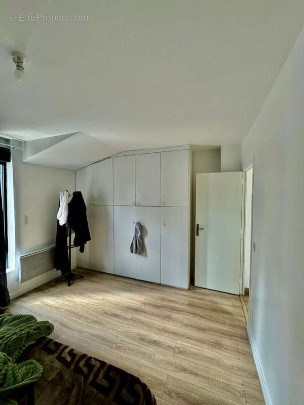 Appartement à AUBERVILLIERS