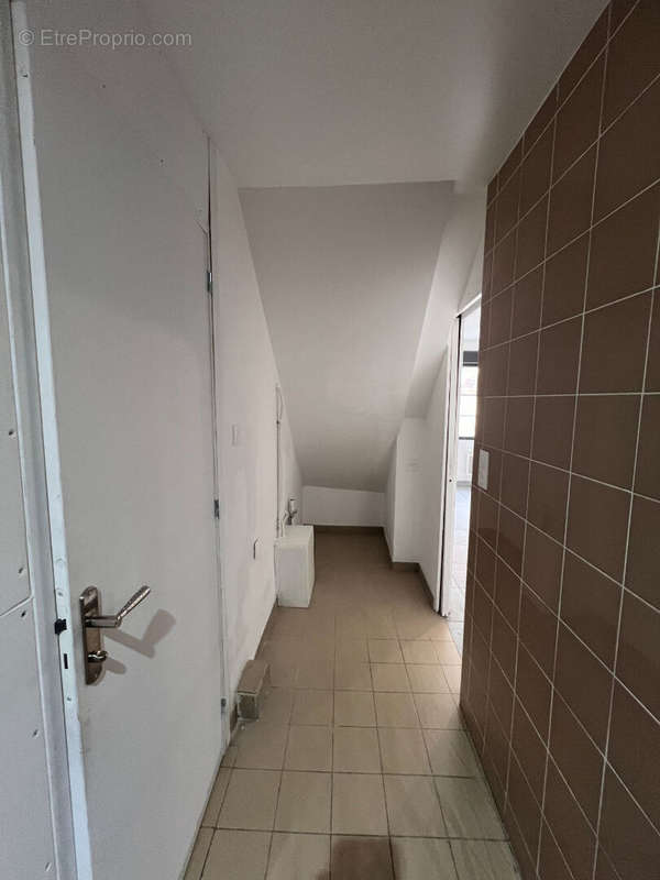 Appartement à AUBERVILLIERS