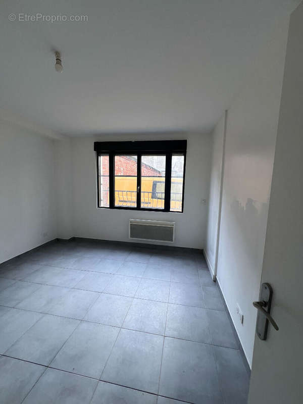 Appartement à AUBERVILLIERS