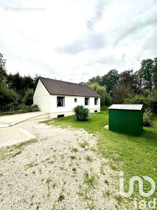 Photo 2 - Maison à SAINT-ARNOULT-EN-YVELINES