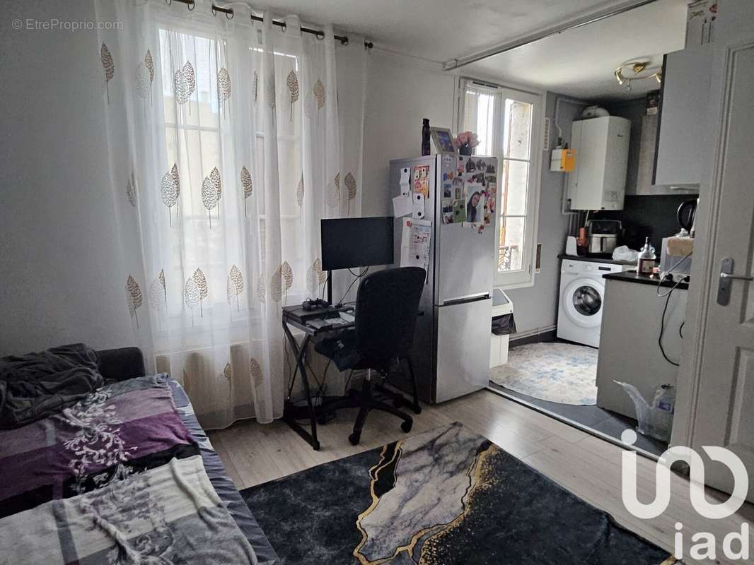 Photo 2 - Appartement à AUBERVILLIERS