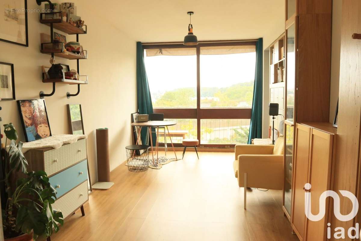 Photo 2 - Appartement à FONTENAY-LE-FLEURY