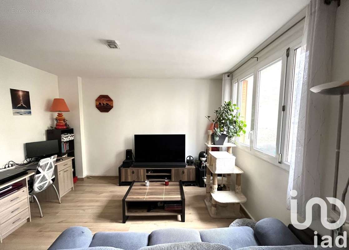 Photo 2 - Appartement à LA GARENNE-COLOMBES