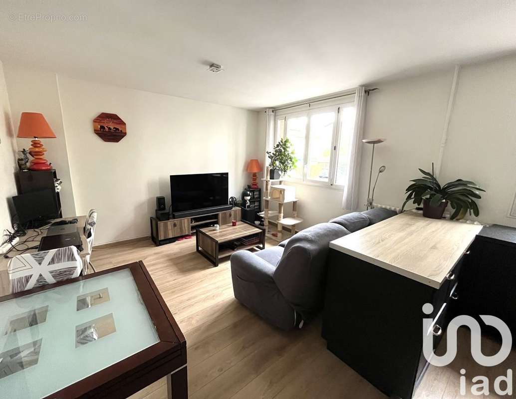 Photo 7 - Appartement à LA GARENNE-COLOMBES