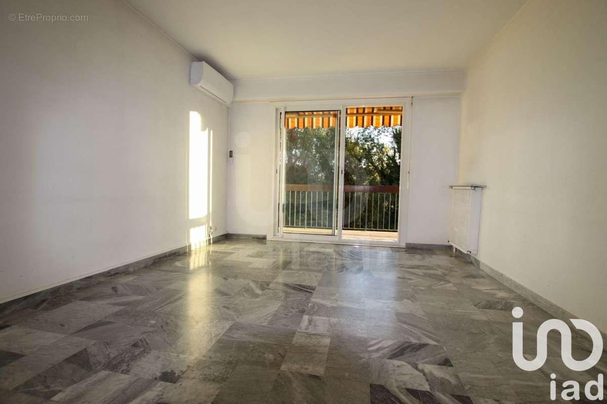 Photo 3 - Appartement à VILLENEUVE-LOUBET