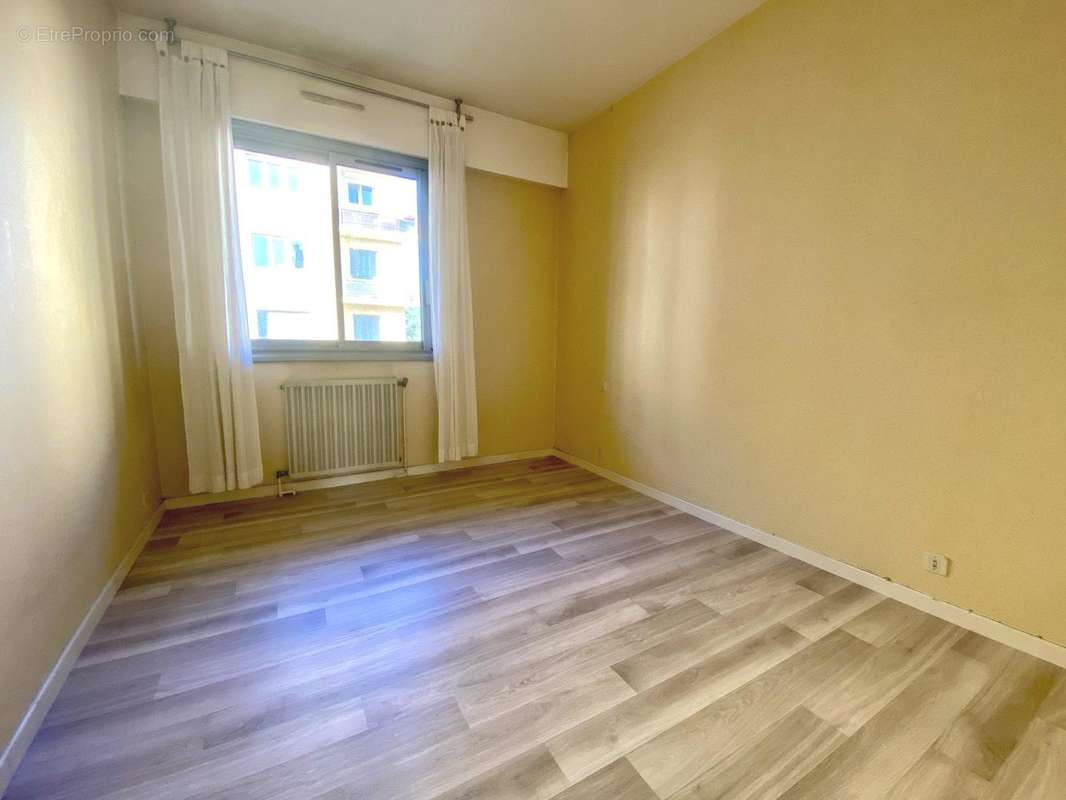 Appartement à ROMANS-SUR-ISERE