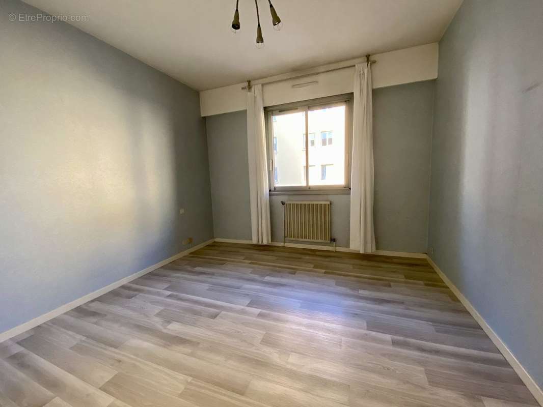 Appartement à ROMANS-SUR-ISERE