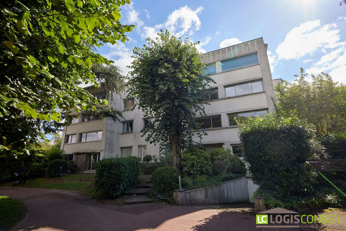 Appartement à CHATENAY-MALABRY