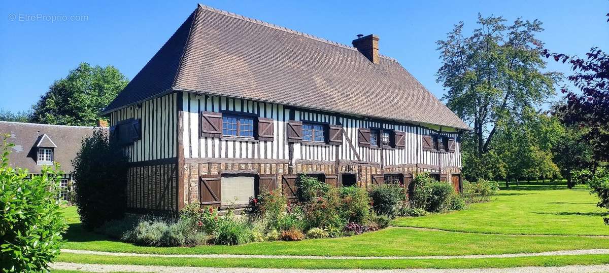 Maison à BERNAY