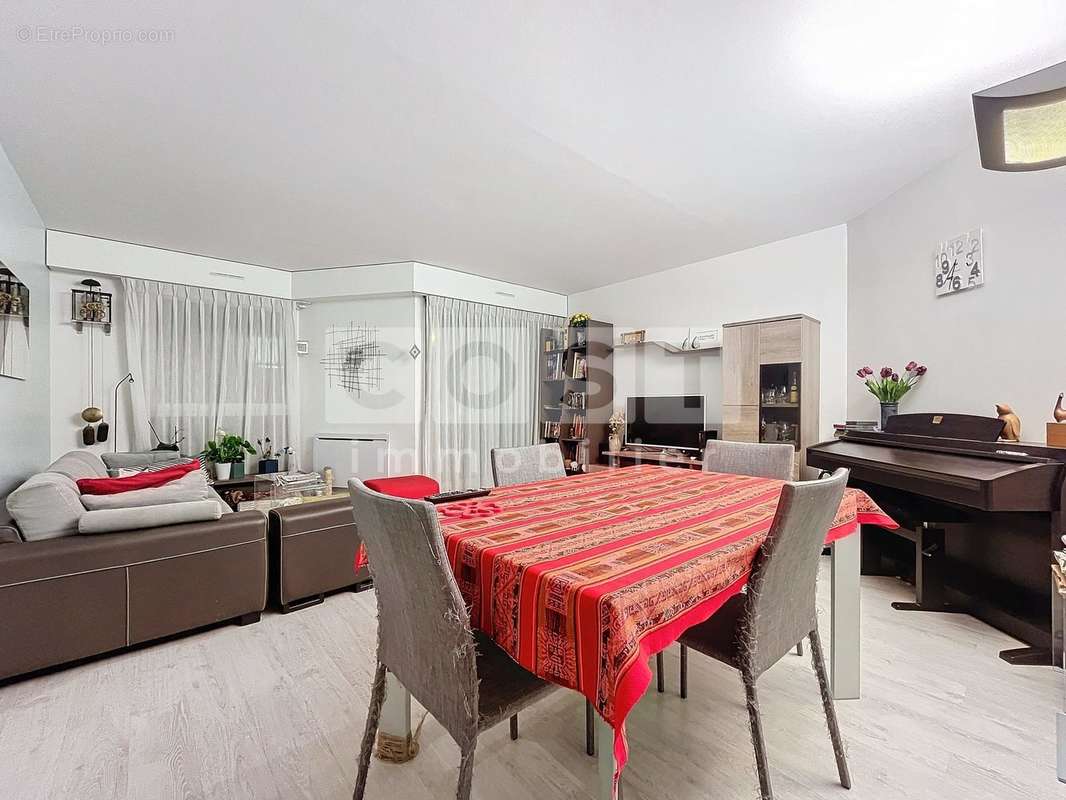 Appartement à ASNIERES-SUR-SEINE