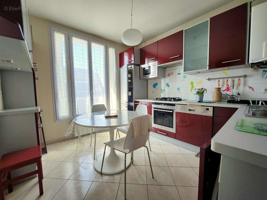 Appartement à MAISONS-ALFORT