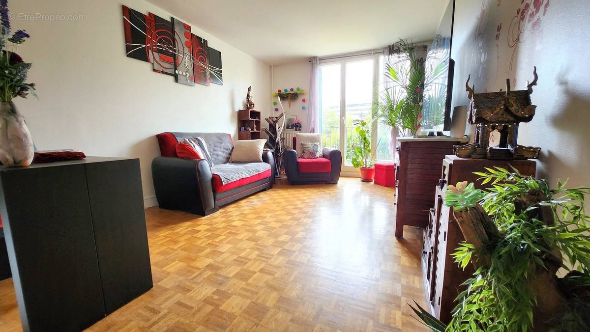 Appartement à MAISONS-ALFORT