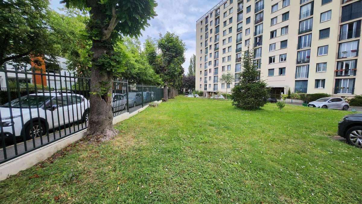 Appartement à MAISONS-ALFORT