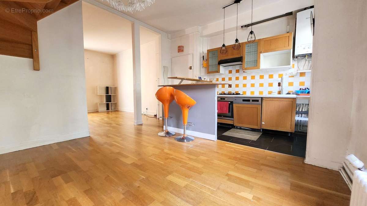 Appartement à MAISONS-ALFORT