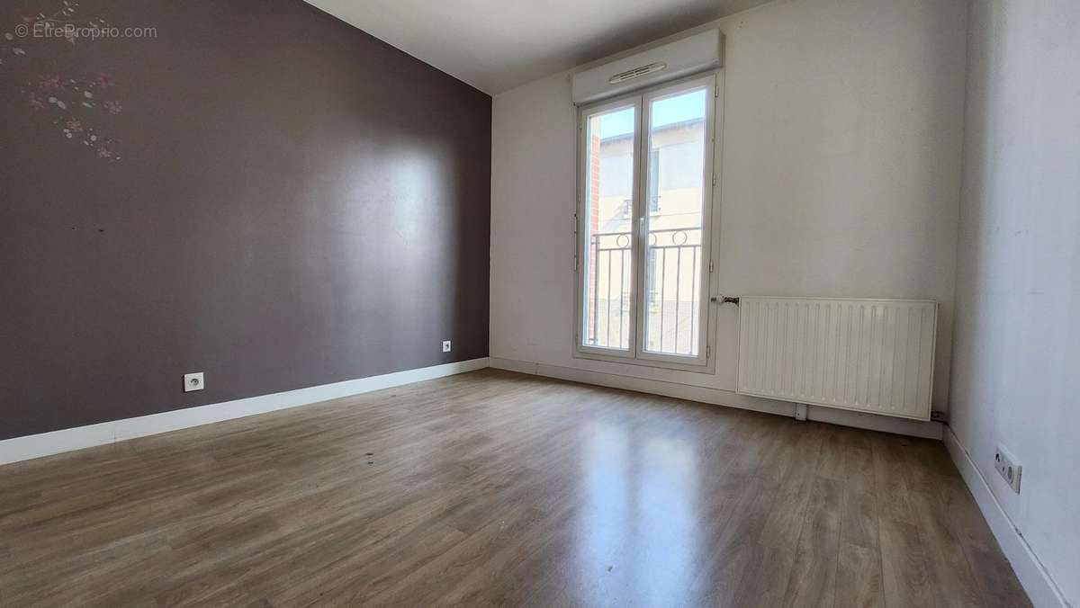 Appartement à MAISONS-ALFORT